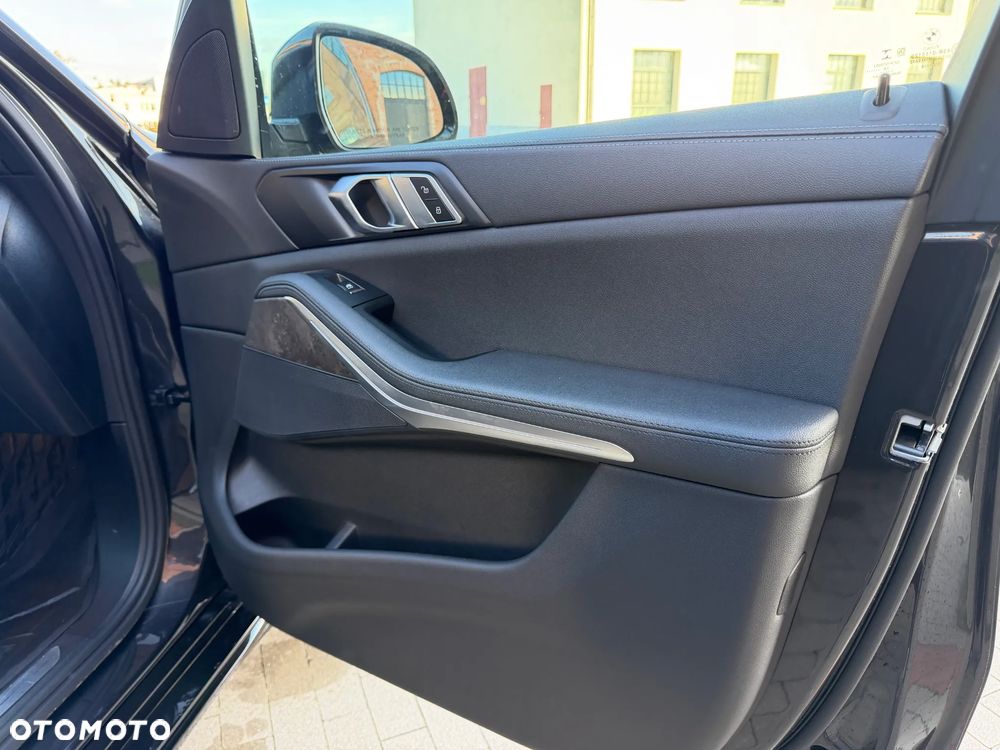 BMW X5 - 30