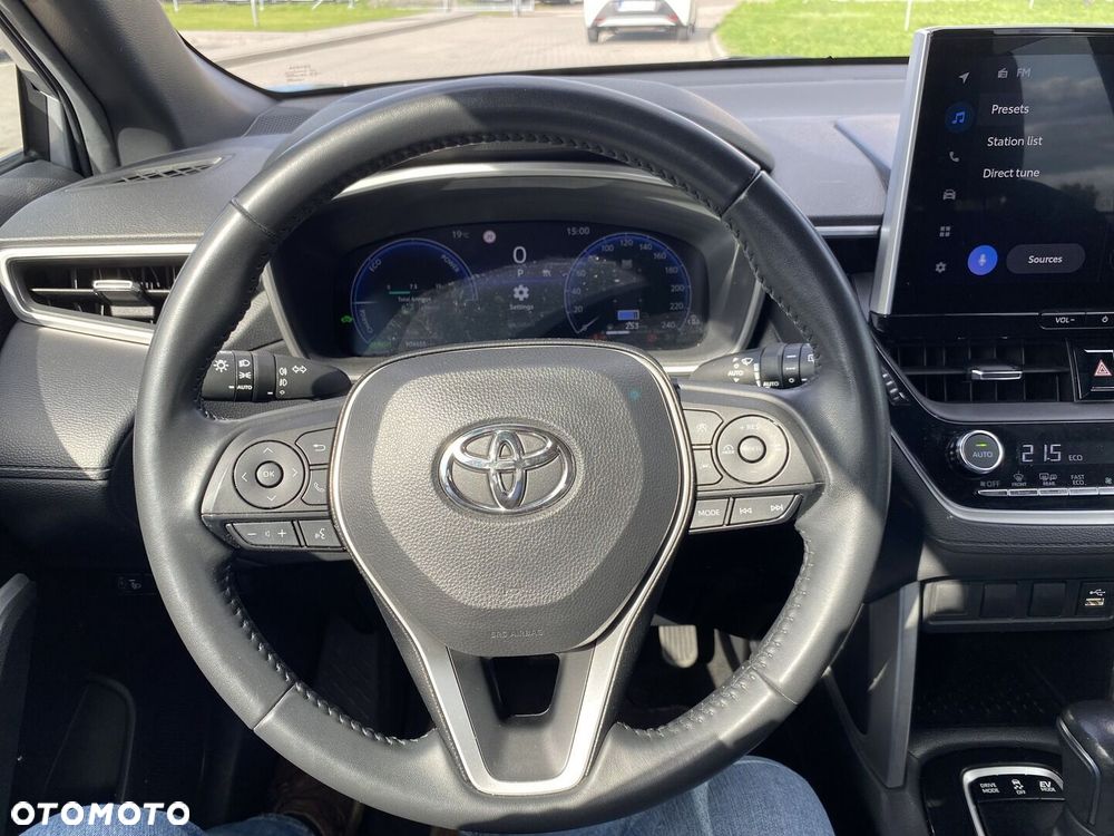 Toyota Corolla Cross - 10