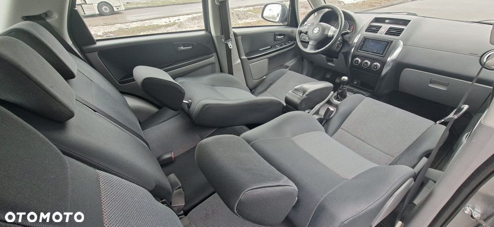 Suzuki SX4 1.6 VVT 4x2 Comfort - 18