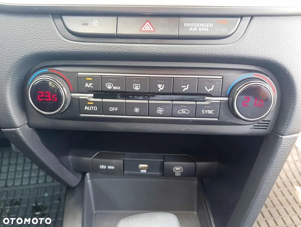 Kia XCeed 1.5 T-GDI M DCT - 15
