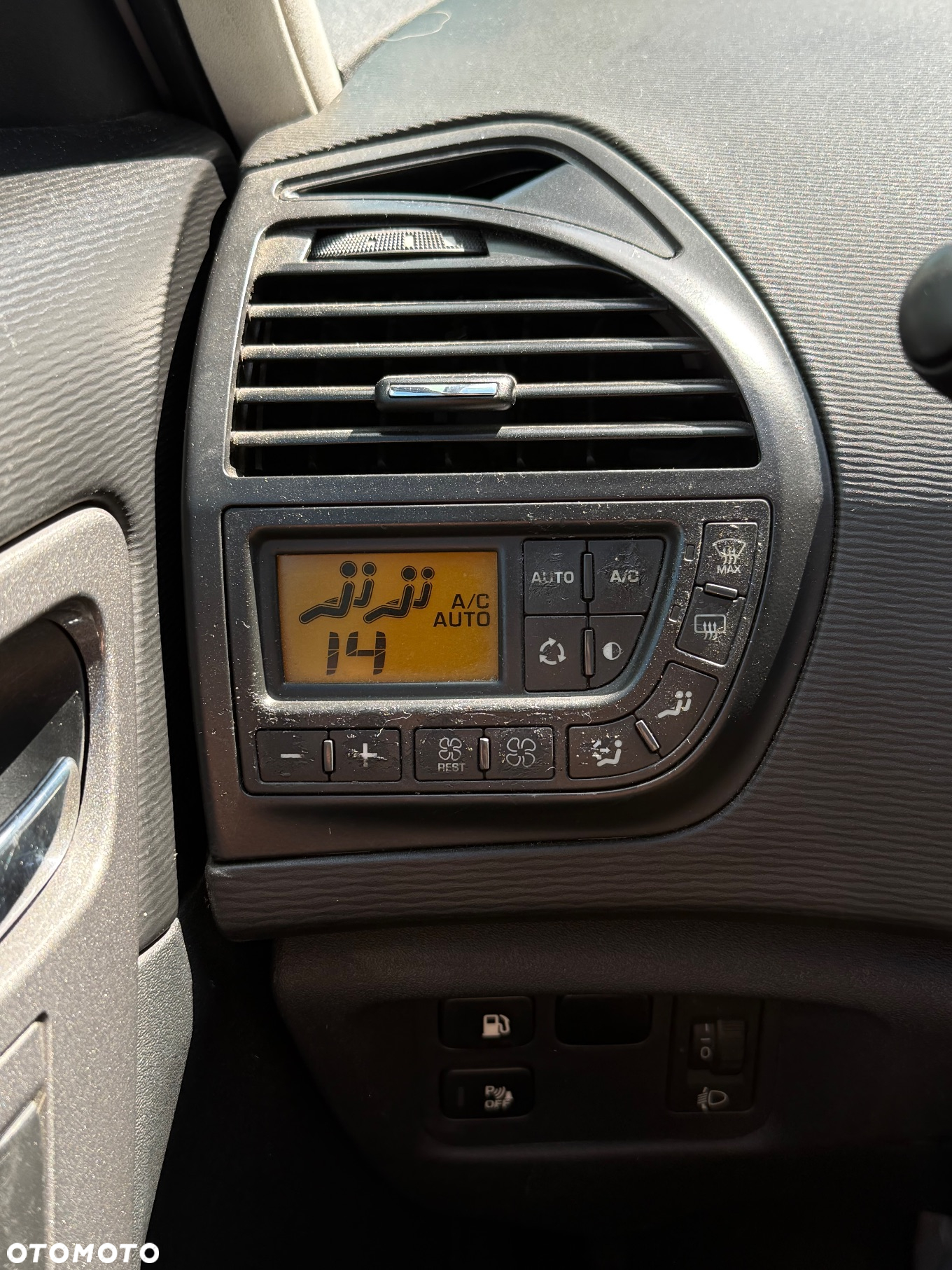 Citroën C4 Picasso - 15