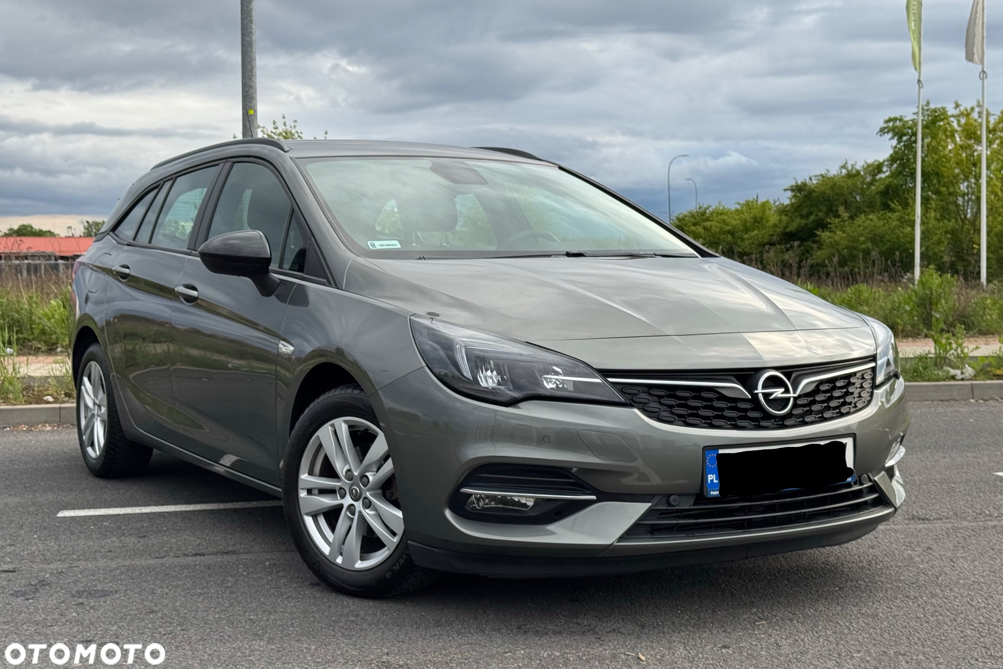 Opel Astra V 1.2 T Edition S&S - 4
