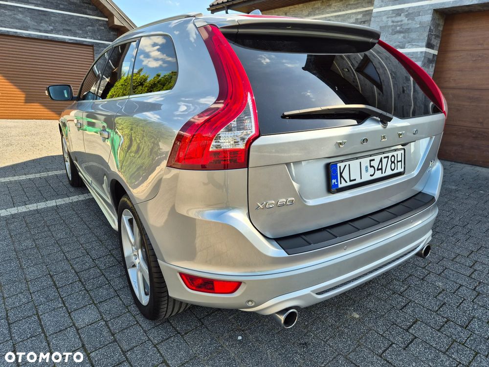 Volvo XC 60 T6 AWD R-Design - 11