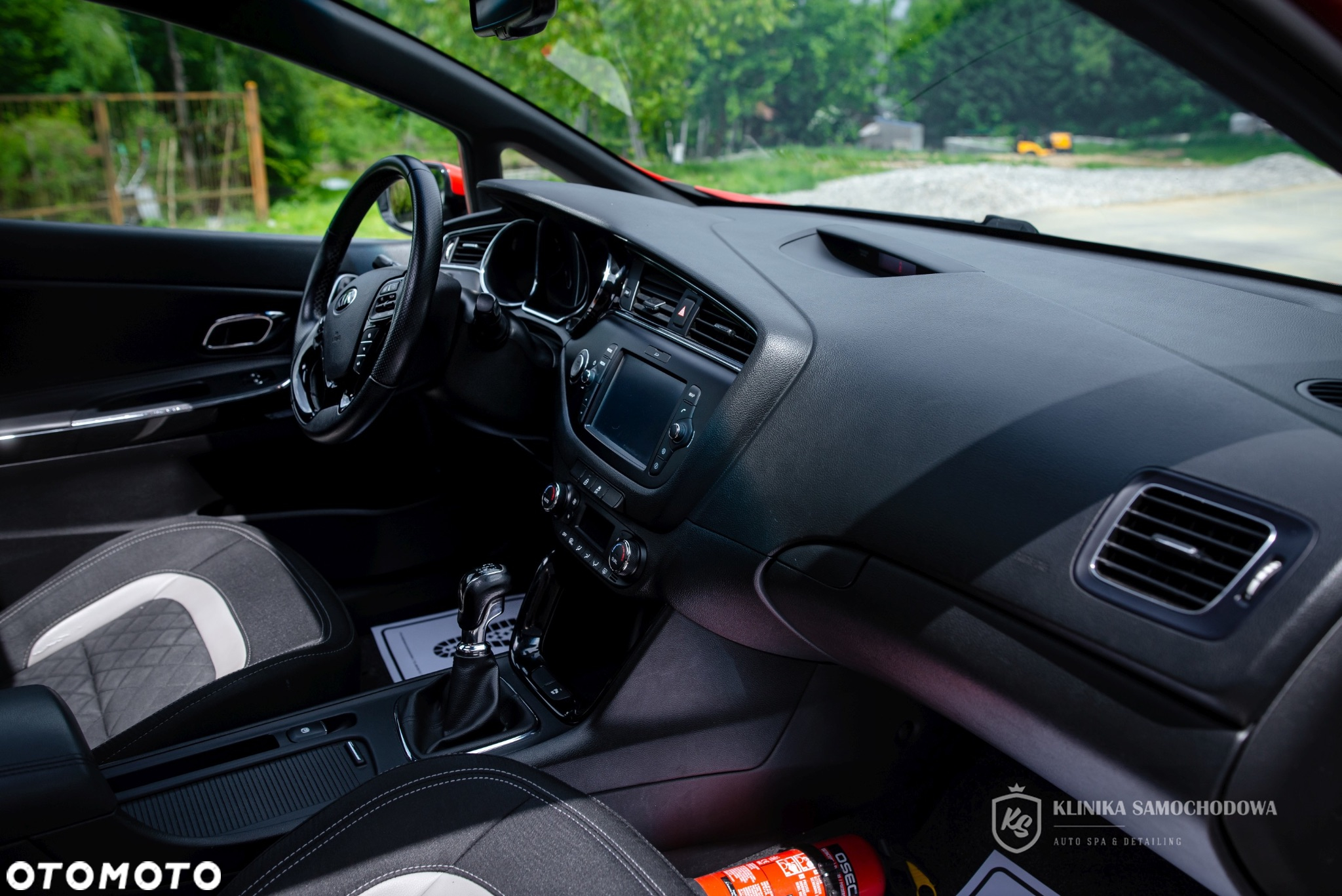 Kia Ceed 1.6 CRDi 136 ISG GT Line - 14