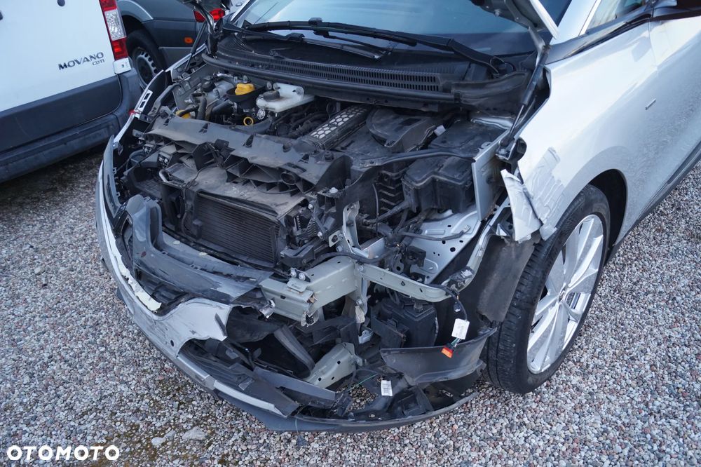 Renault Grand Scenic - 10