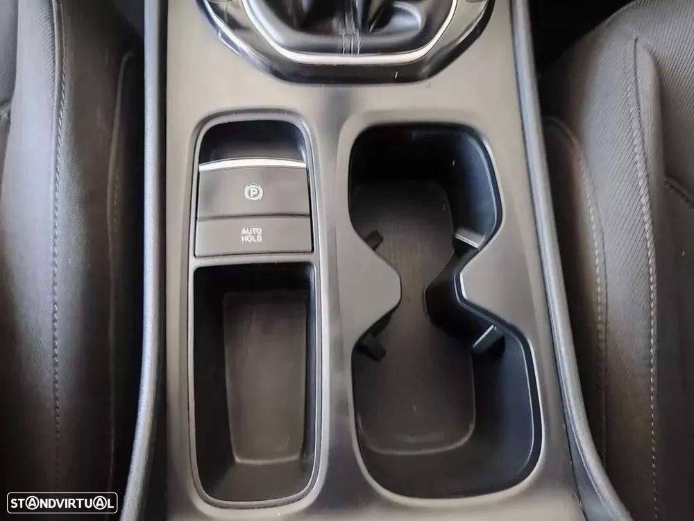 Hyundai Tucson 1.6 CRDi Premium - 25