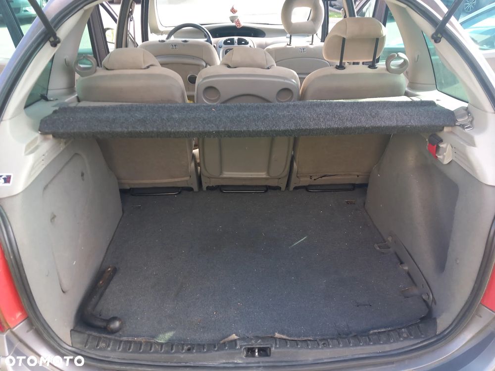 Citroën Xsara Picasso 1.6 HDI Control+ (ex) - 2