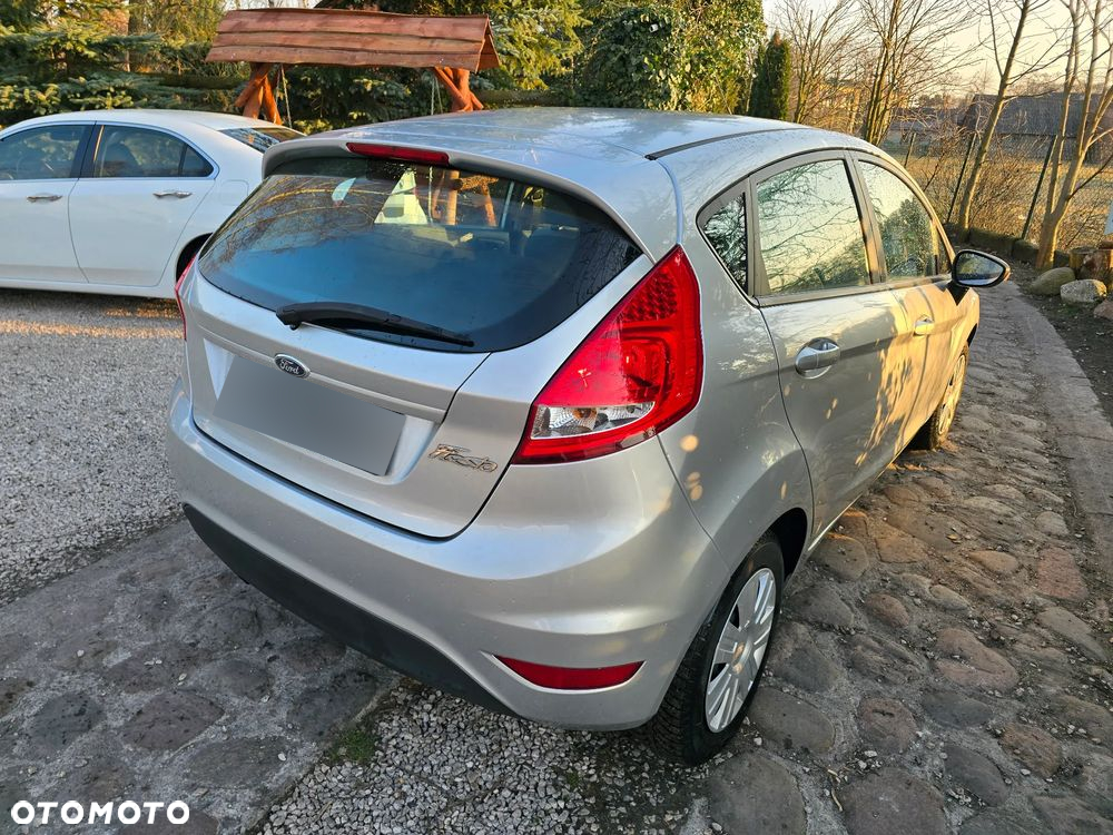 Ford Fiesta 1.25 Trend - 9