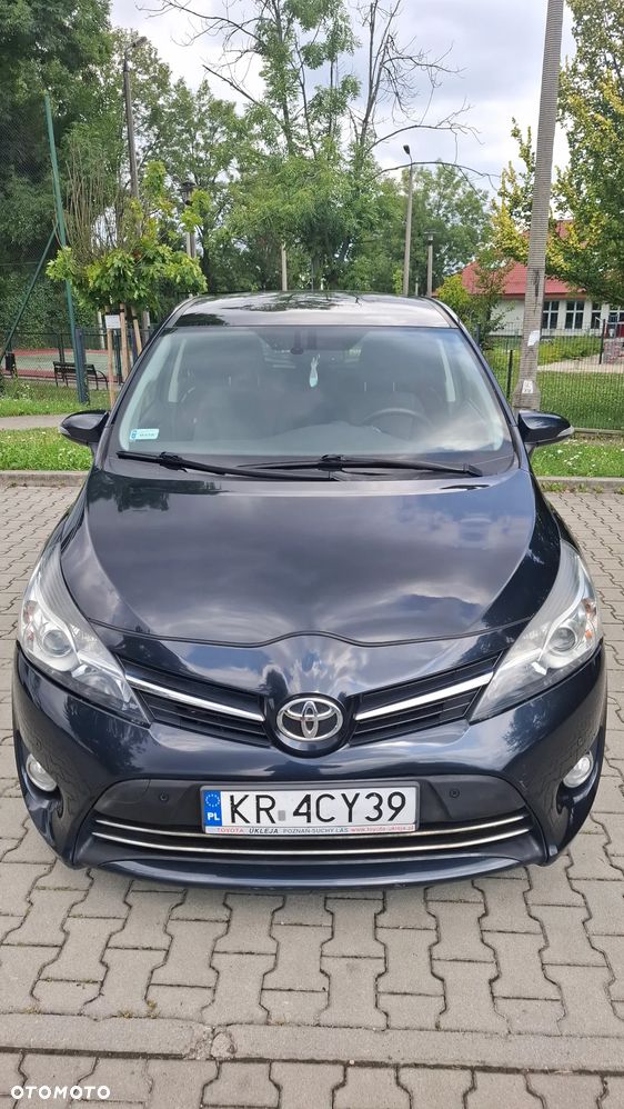 Toyota Verso 1.6 Premium - 5