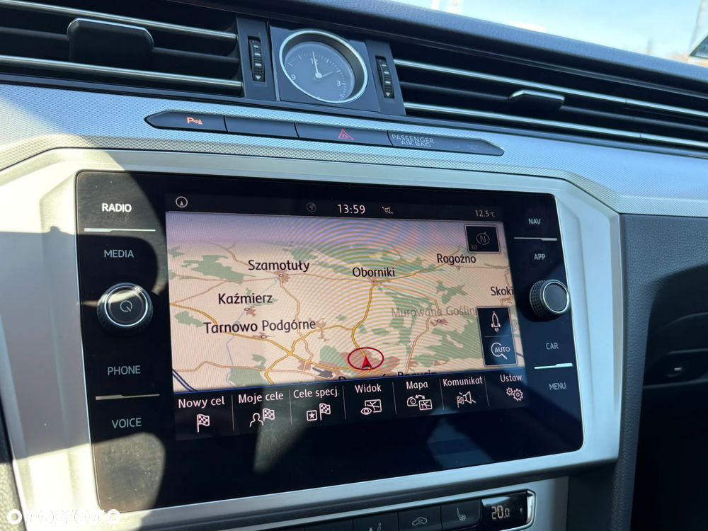 Volkswagen Passat 2.0 TDI EVO Business - 19