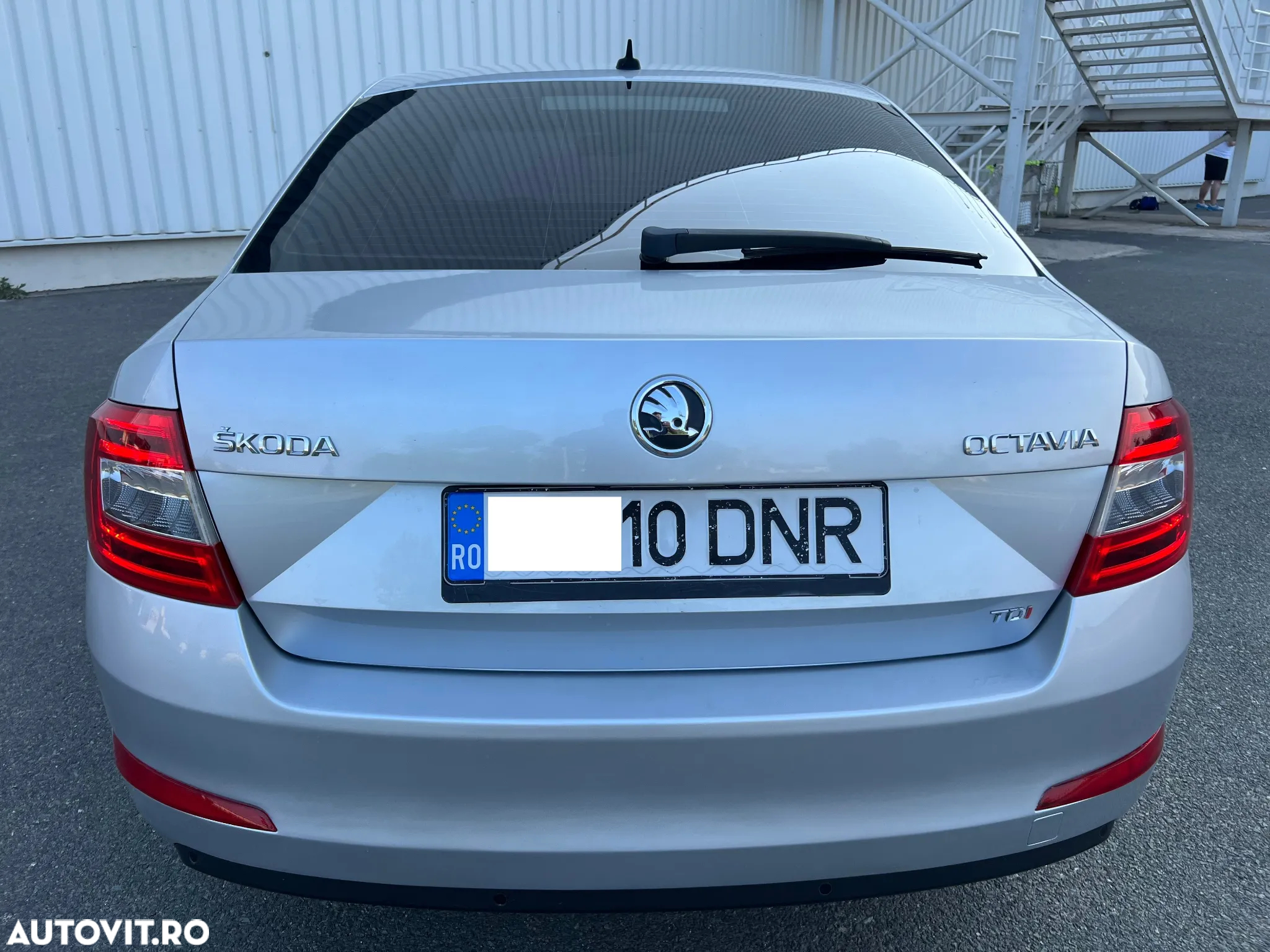 Skoda Octavia 2.0 TDI DSG Clever - 24
