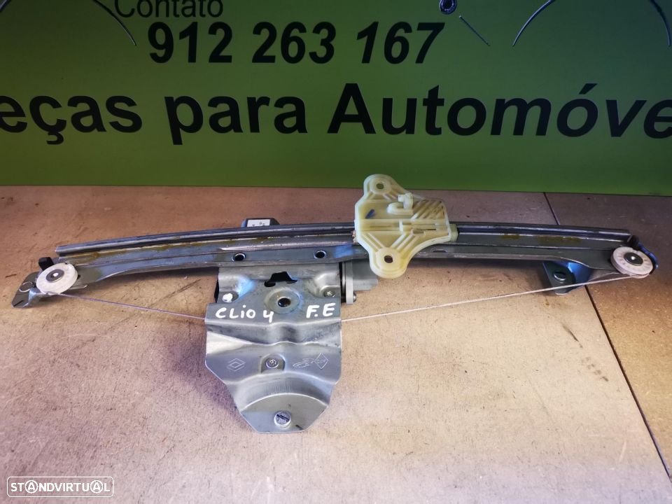 RENAULT CLIO IV / 4 ELEVADOR PORTA FRENTE ESQUERDA - E072 - 6