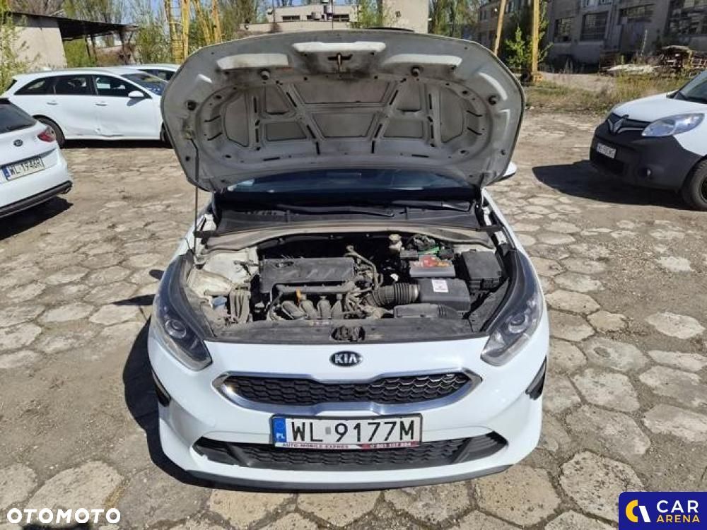 Kia Ceed - 27