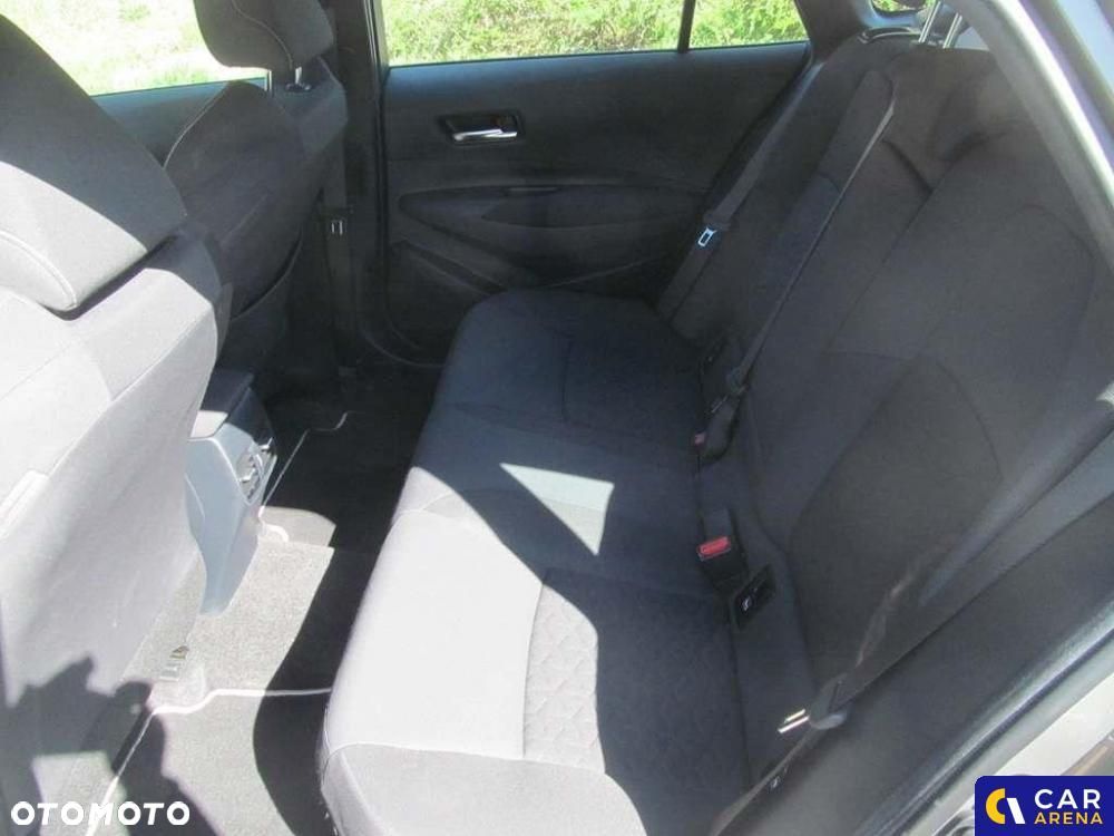 Toyota Corolla - 13