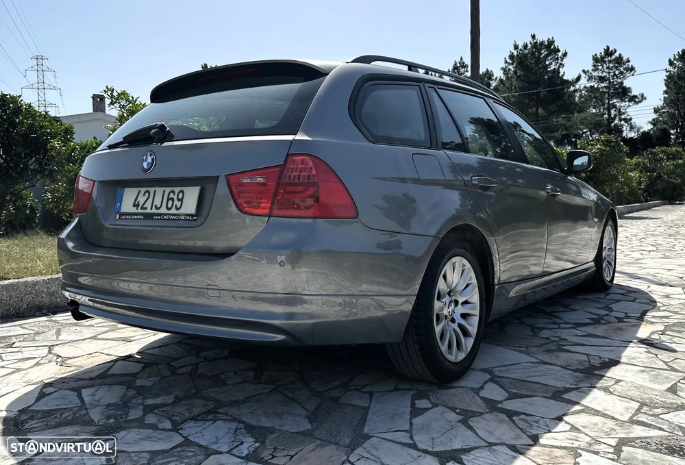 BMW 318 d Navigation - 8