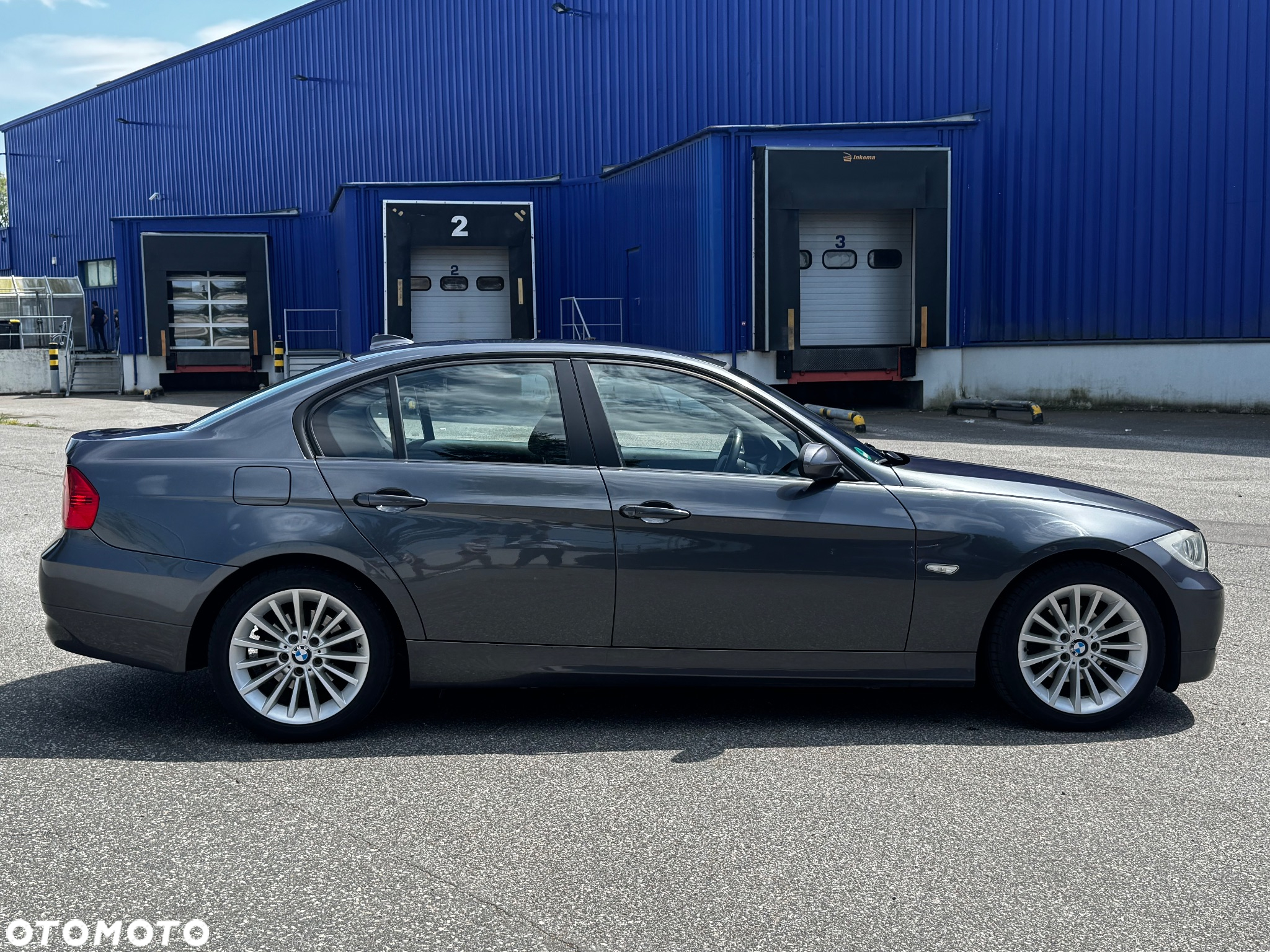 BMW Seria 3 318i Touring - 6