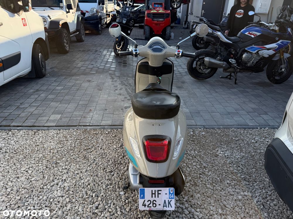 Piaggio Vespa - 8