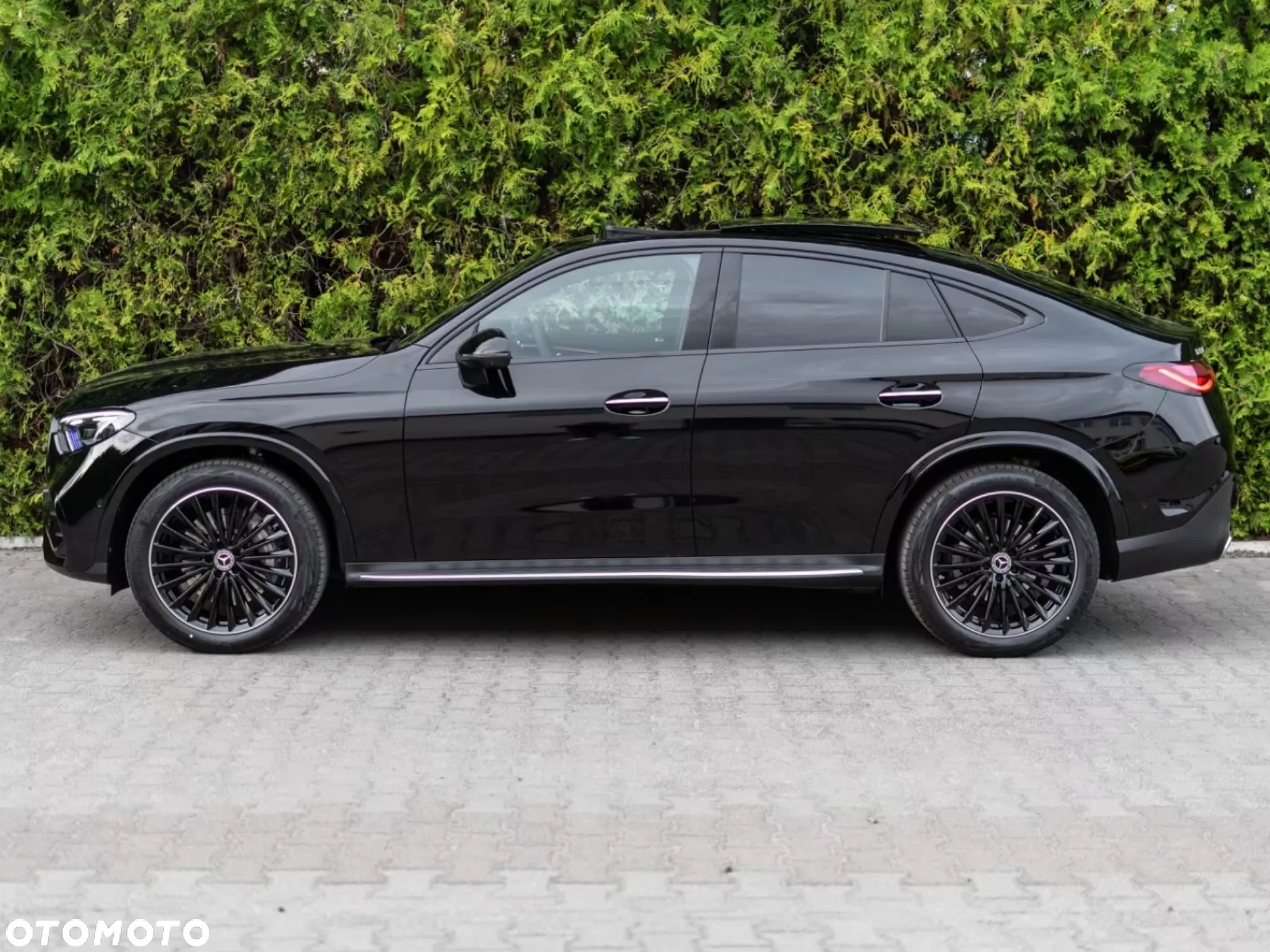 Mercedes-Benz GLC Coupe 220 d mHEV 4-Matic AMG Line - 4