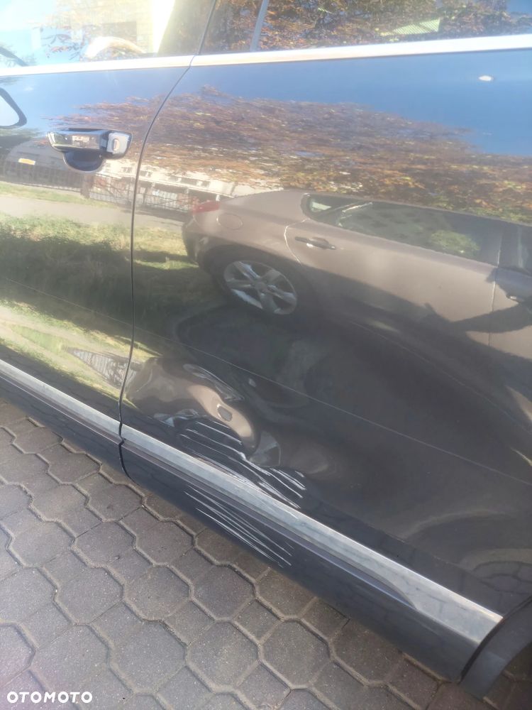 Volkswagen Touareg - 18