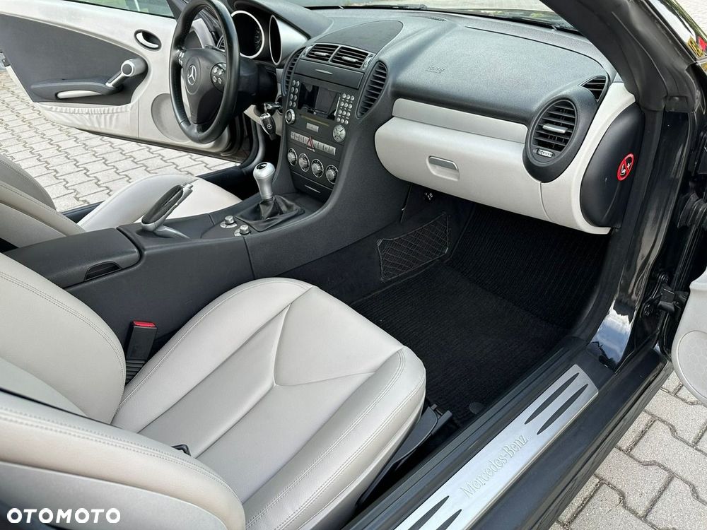 Mercedes-Benz SLK - 13