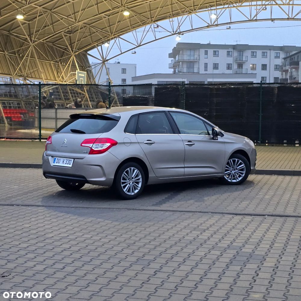 Citroën C4 VTi 120 Exclusive - 16