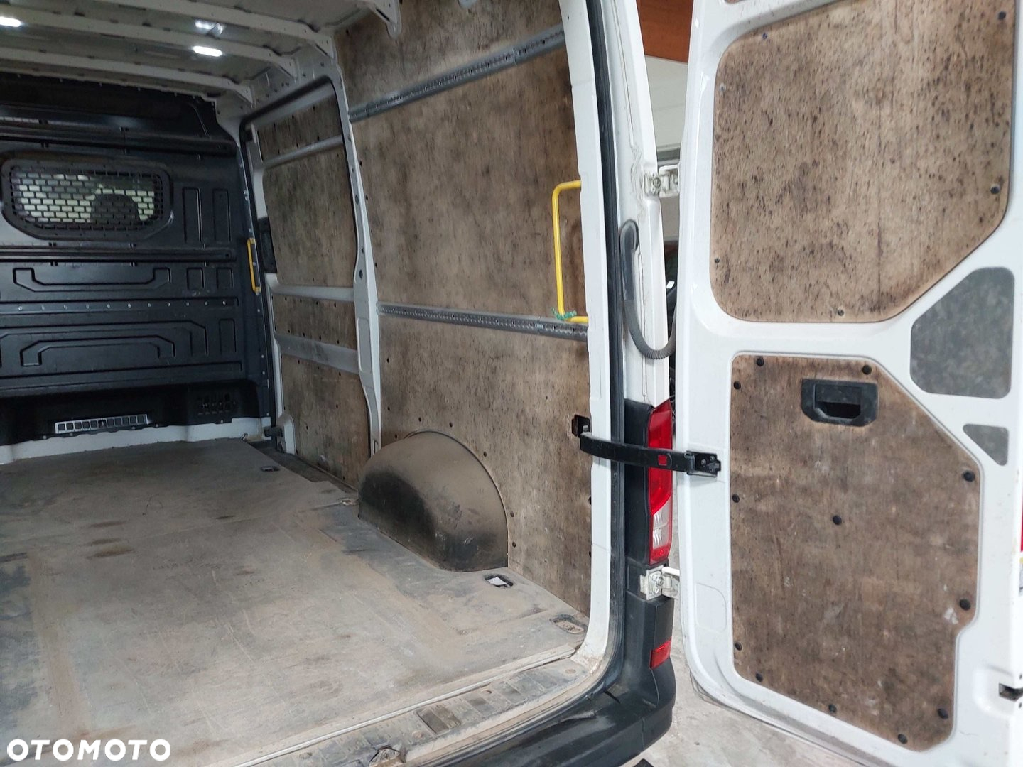 Volkswagen Crafter - 30