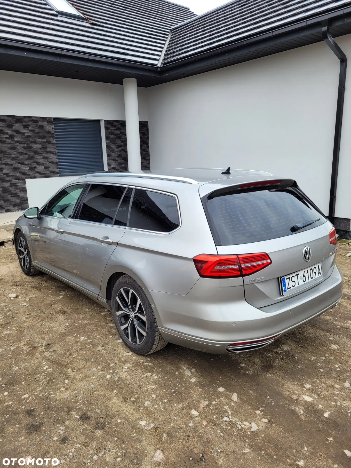 Volkswagen Passat 2.0 TDI Bi-Turbo BMT 4Mot Highline DSG - 4