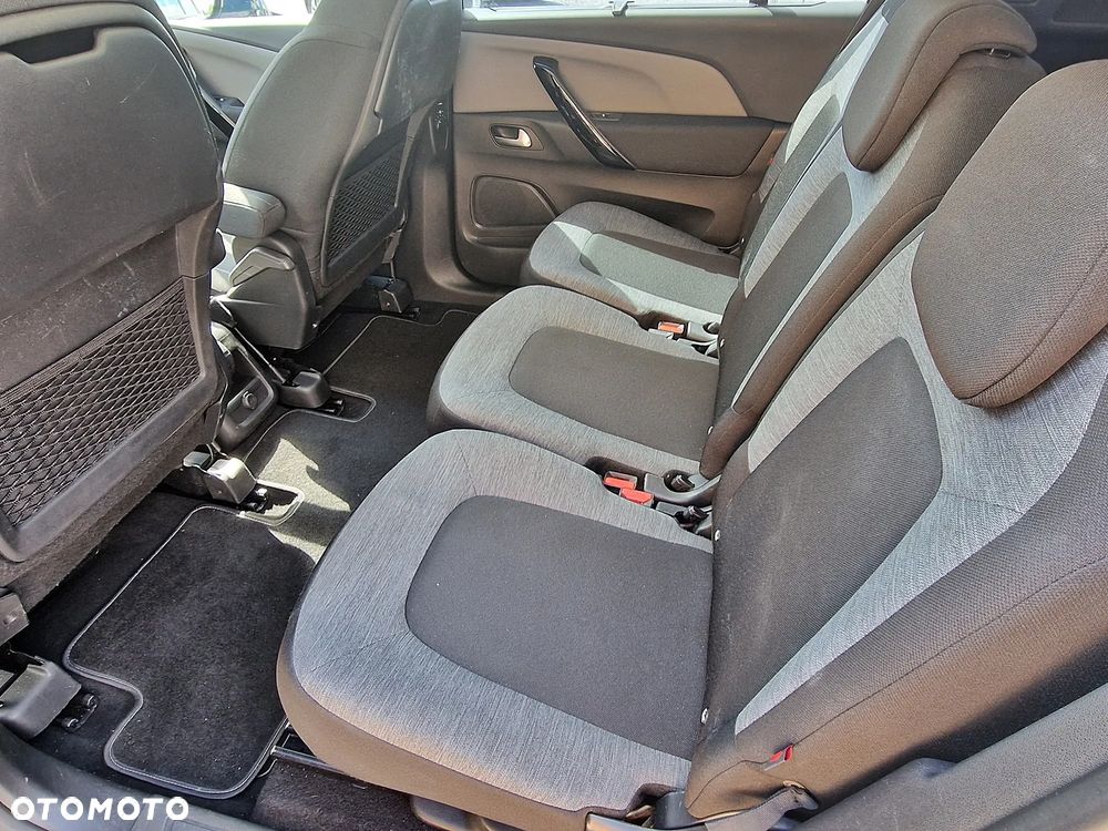 Citroën C4 Picasso 1.2 PureTech Feel S&S - 9