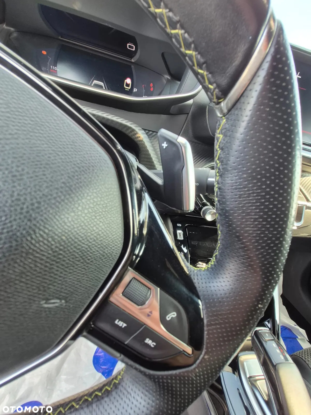 Peugeot 208 PureTech 100 EAT8 GT Pack - 18
