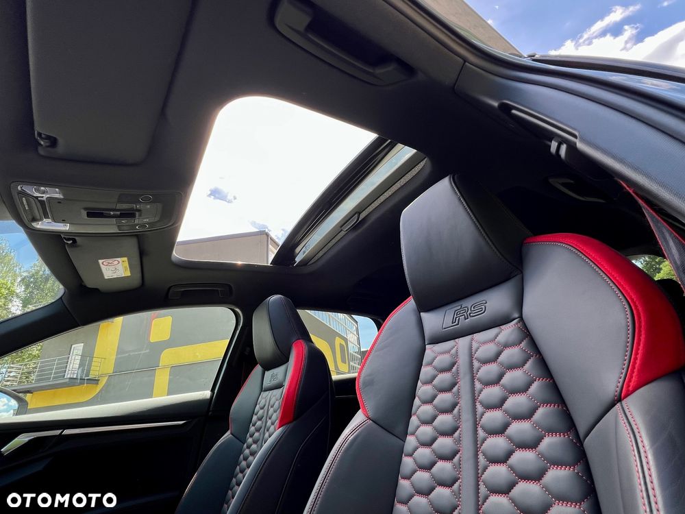 Audi RS3 Sportback - 4