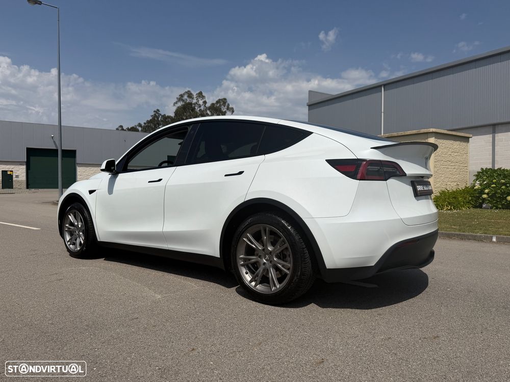 Tesla Model Y Tração Traseira - 10