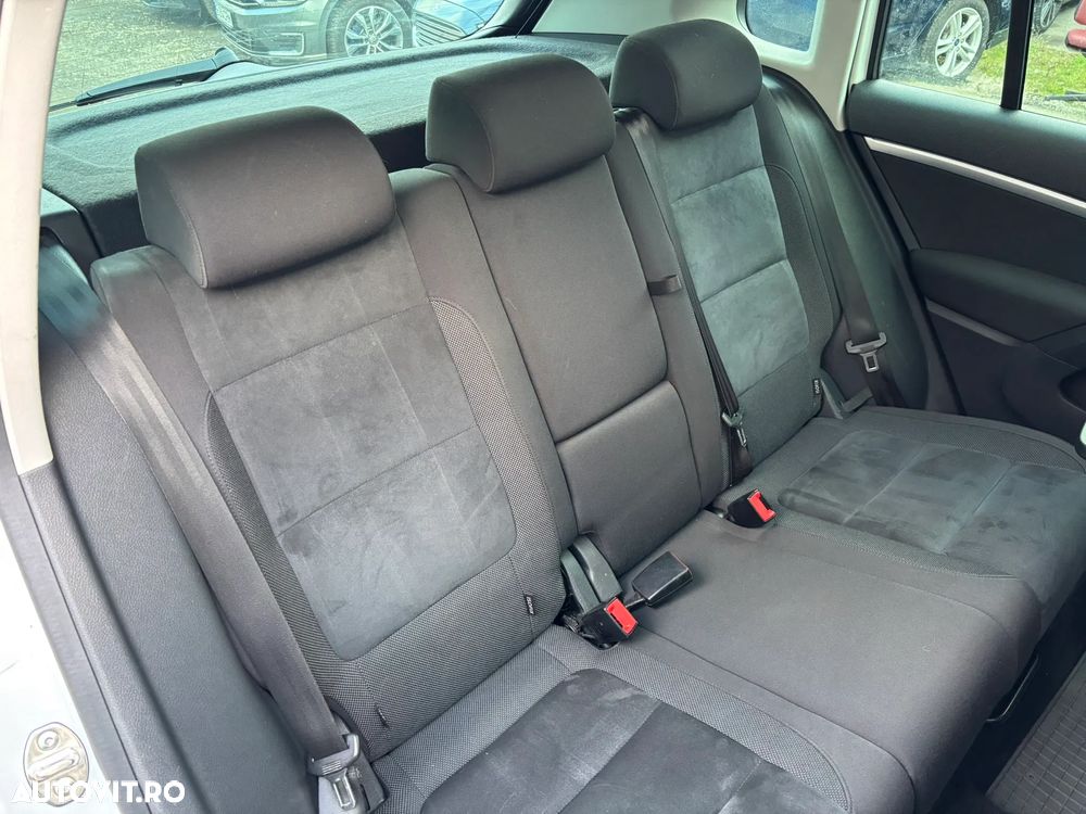 Volkswagen Tiguan - 27