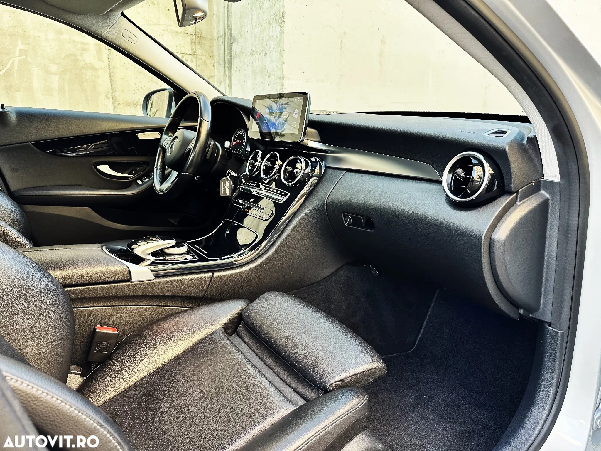 Mercedes-Benz C 200 T 7G-TRONIC Exclusive - 14