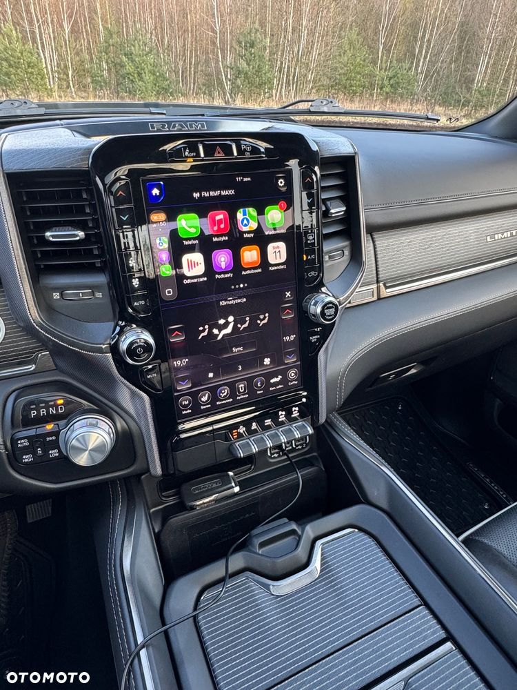 RAM 1500 5.7 Crew Cab Limited - 34