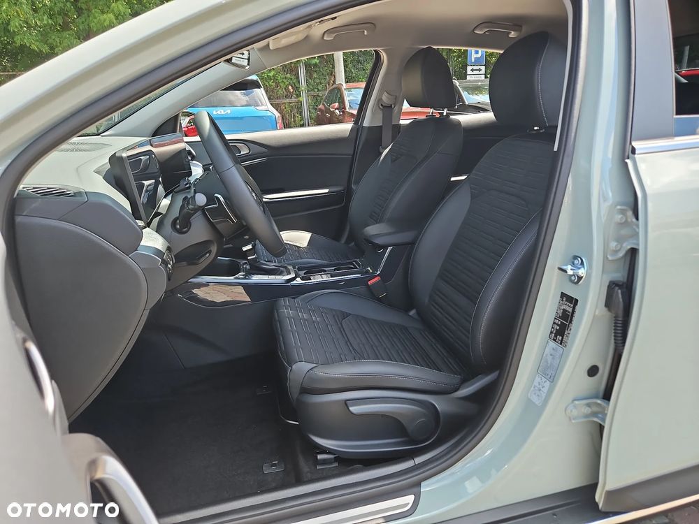 Kia XCeed 1.6 T-GDI L DCT - 11
