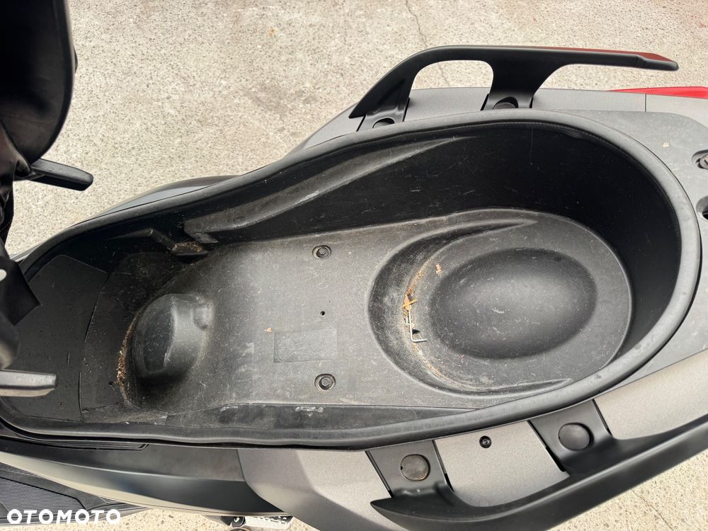 Yamaha X-max - 21
