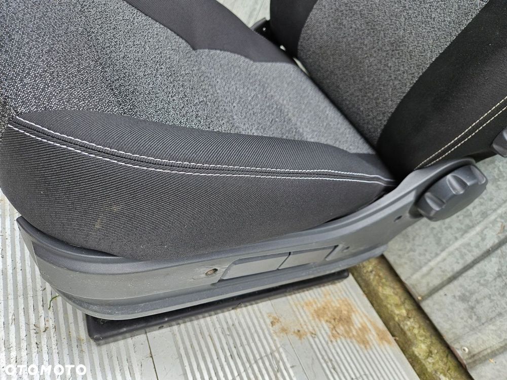 DUCATO BOXER III 06- FOTEL SIEDZENIE KIEROWCY LEWY PRZÓD - 2