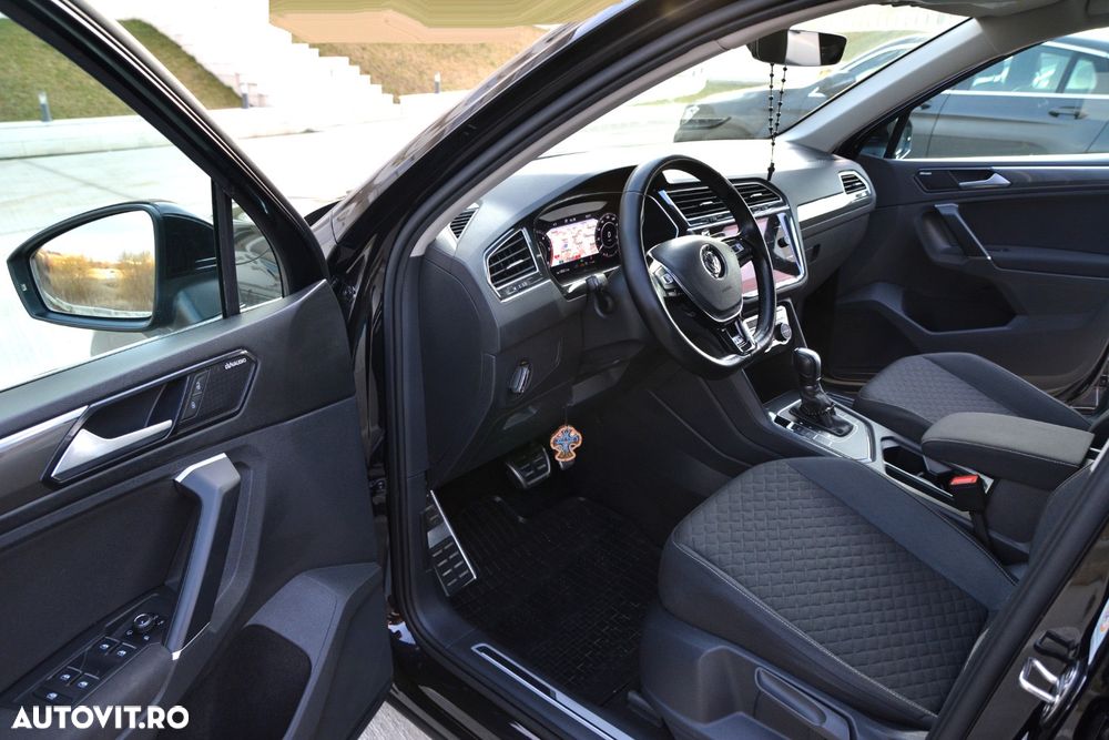 Volkswagen Tiguan 2.0 TDI SCR 4MOTION DSG R-Line - 15