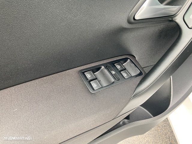 VW Polo 1.6 TDI DSG Life - 24