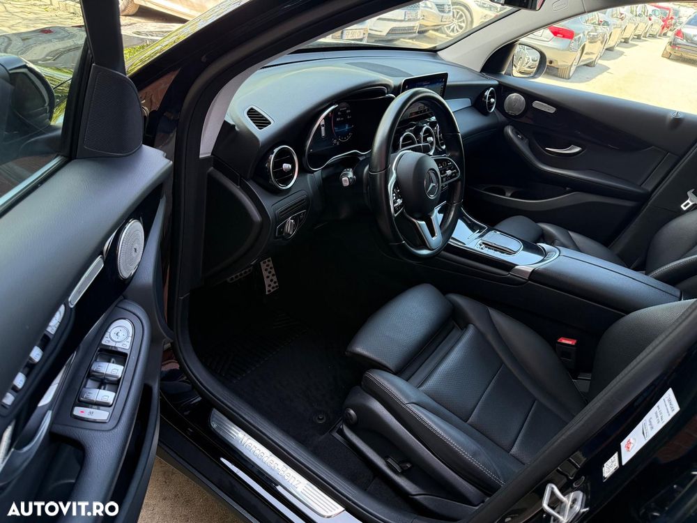 Mercedes-Benz GLC - 22