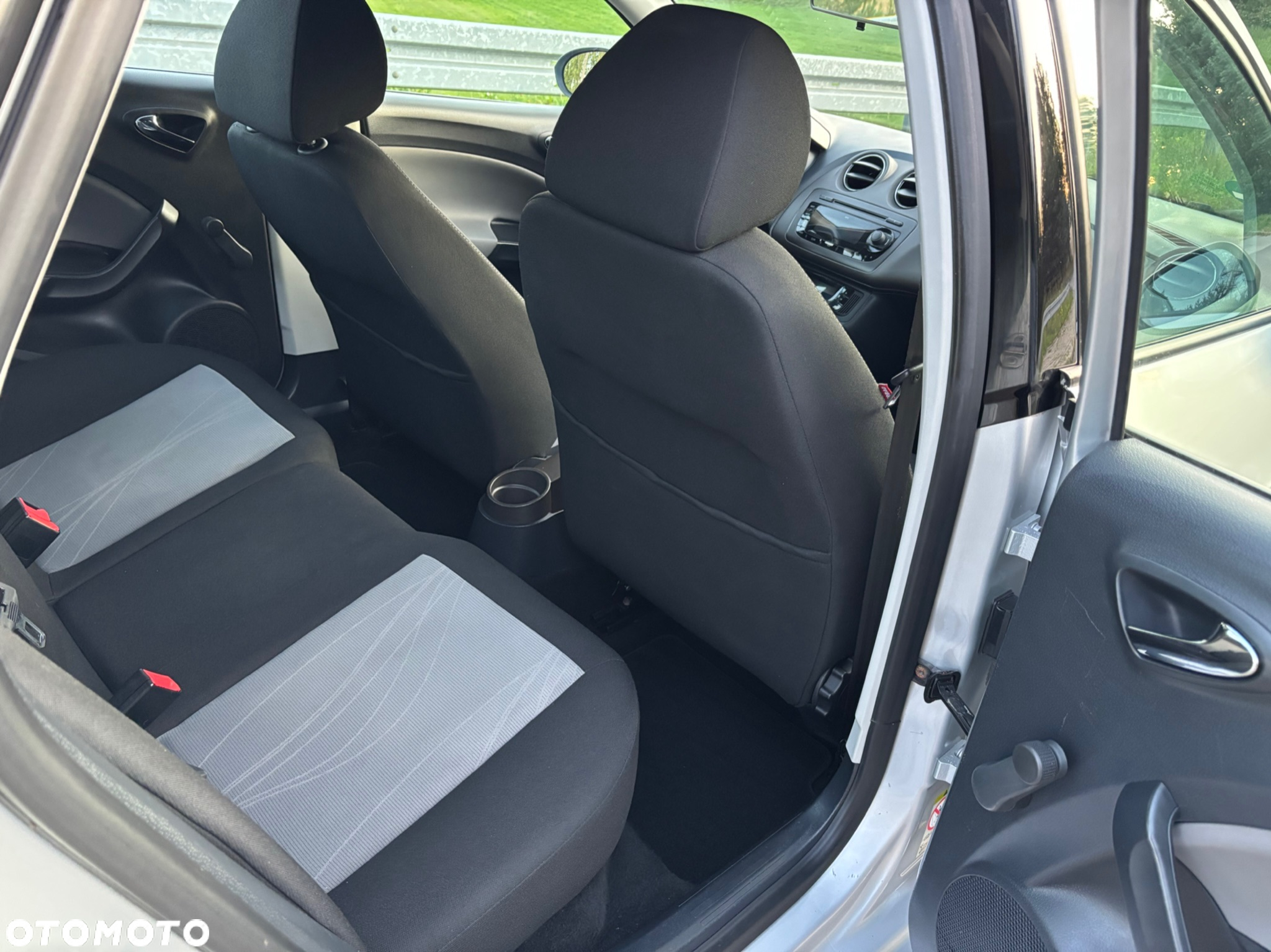 Seat Ibiza 1.4 16V Passion - 9