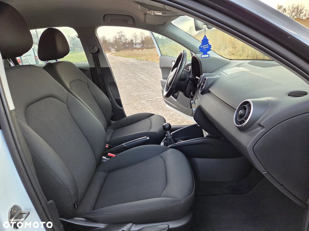 Audi A1 Sportback 1.6 TDI Attraction - 20