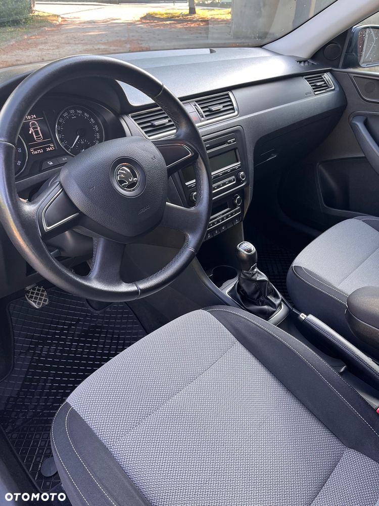 Skoda RAPID 1.2 TSI Elegance - 12