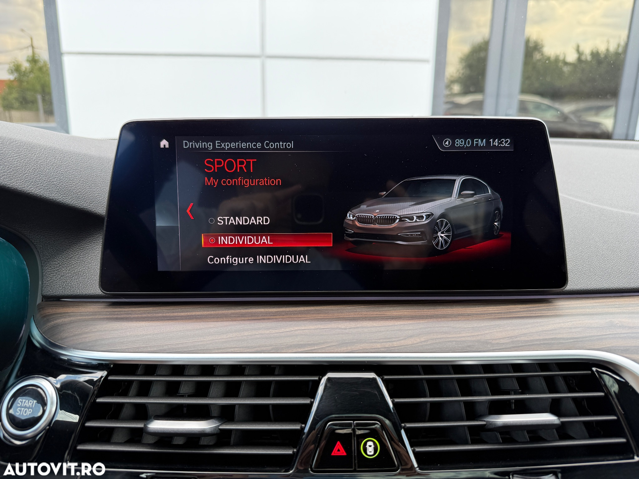 BMW Seria 5 530e Aut. M Sport Edition - 28