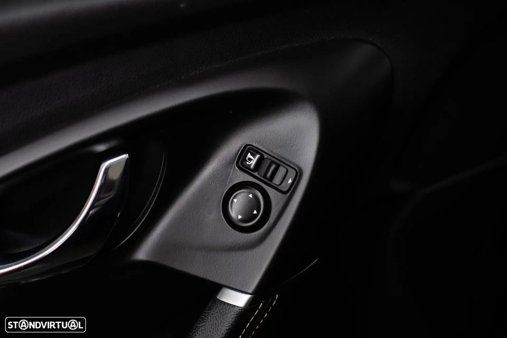 Renault Kadjar Energy TCe 130 EDC LIMITED - 32