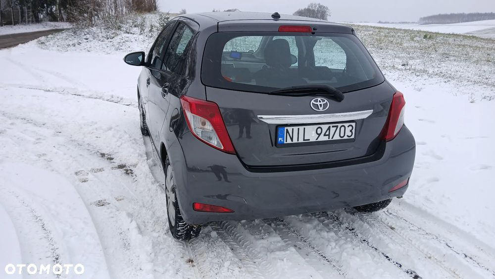 Toyota Yaris 1.33 VVT-i Multidrive S Executive - 4