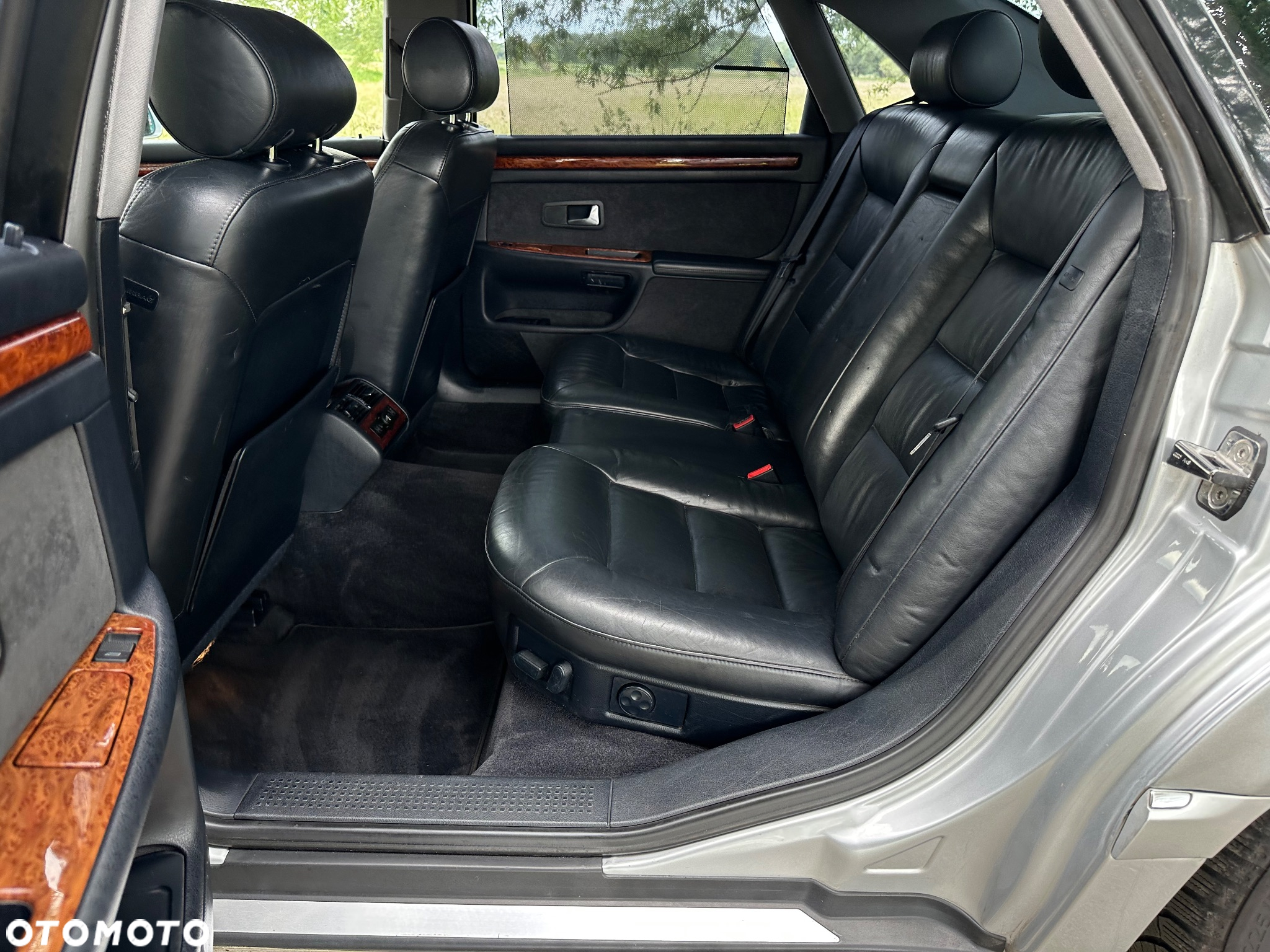 Audi A8 4.2 L Quattro - 18
