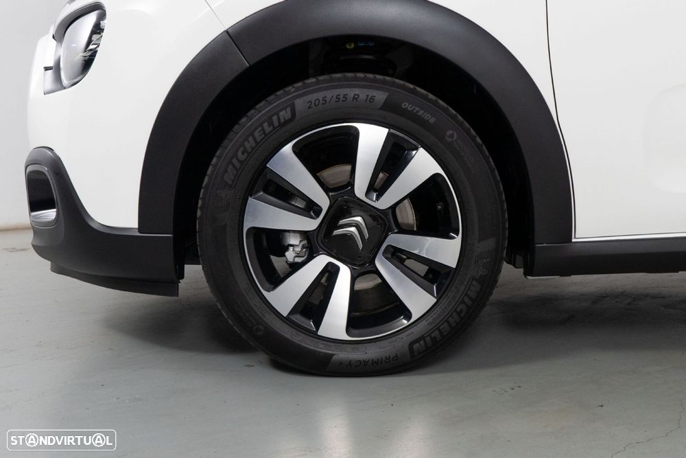 Citroën C3 1.2 PureTech Shine Pack EAT6 - 18