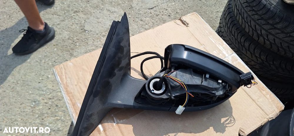 OGLINDA STANGA SKODA OCTAVIA 3 - 2