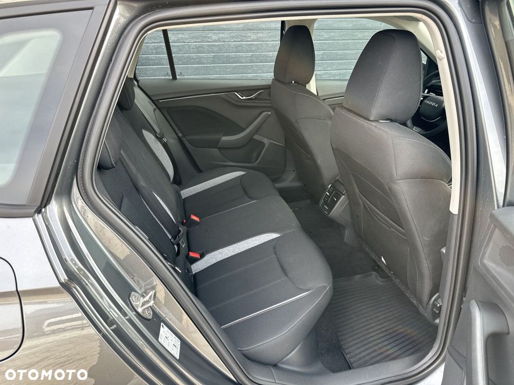 Skoda Kamiq 1.5 TSI Drive DSG - 30